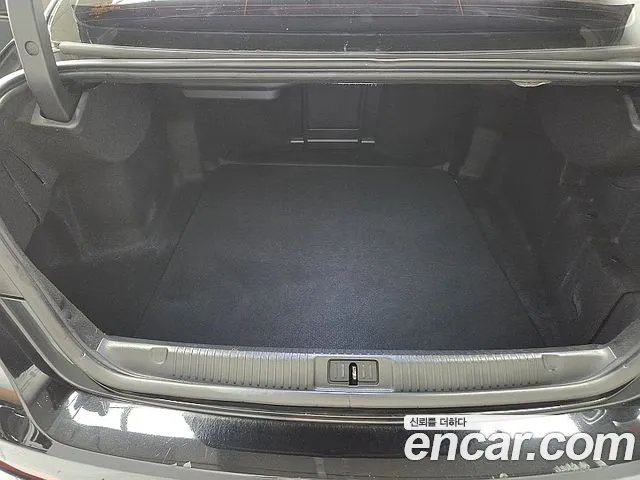 Renault-KoreaSamsung Latitude 2016 thumb 9