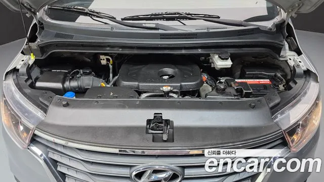 Hyundai Starex 2018 thumb 6