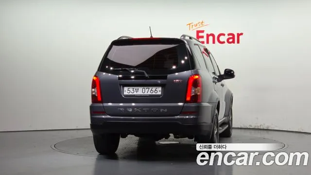 KG_Mobility_Ssangyong Rexton 2015 thumb 4