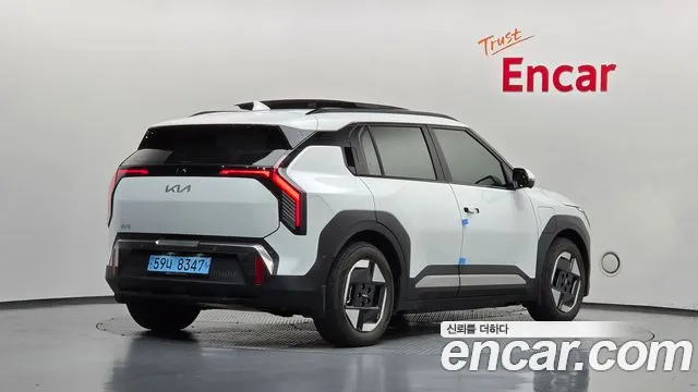 Kia EV3 2024 thumb 2