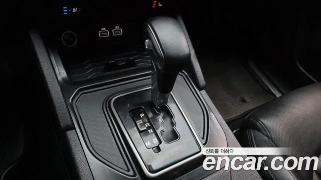 KG_Mobility_Ssangyong Rexton 2023 thumb 9
