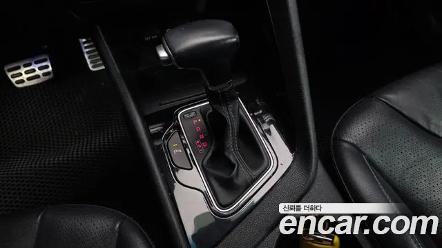 Kia Niro 2016 thumb 8