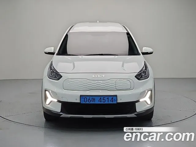 Kia Niro 2022 thumb 2