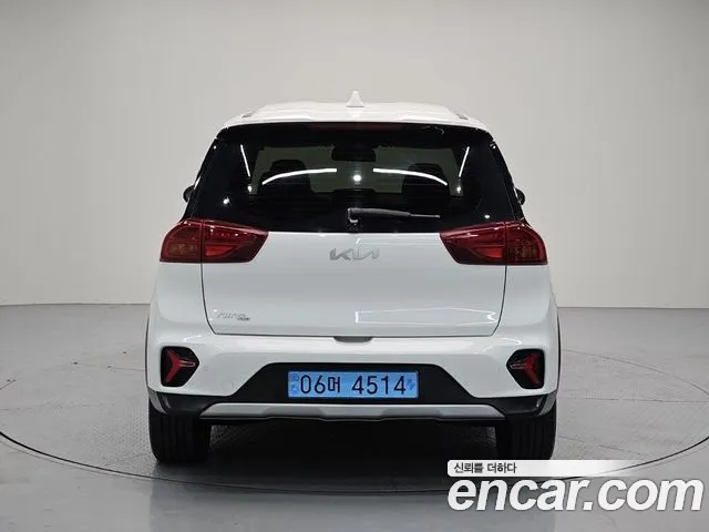 Kia Niro 2022 thumb 3