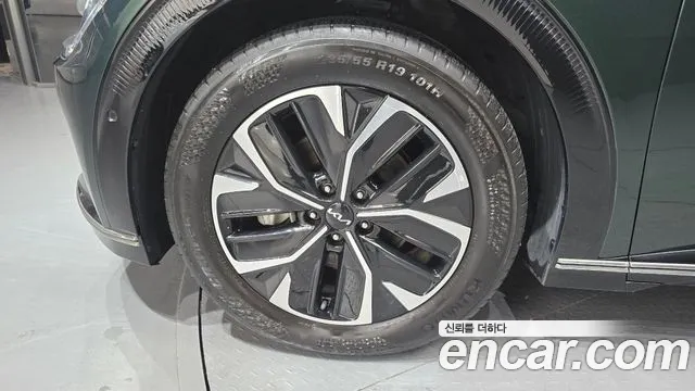 Kia EV6 2022 thumb 5