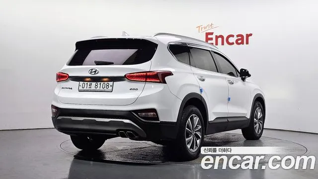 Hyundai Santa Fe 2018 thumb 2