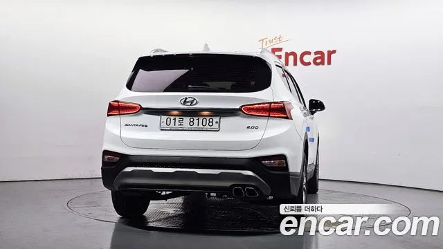 Hyundai Santa Fe 2018 thumb 4