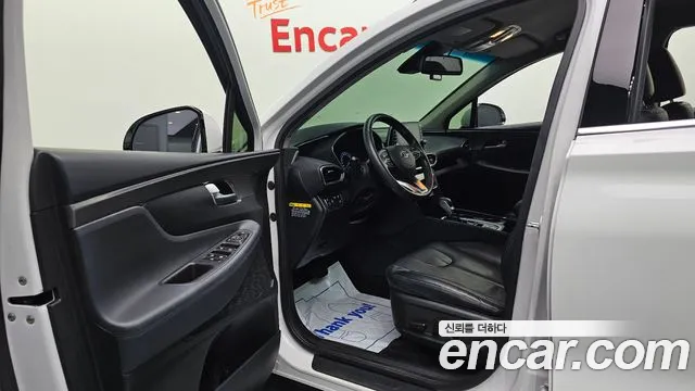Hyundai Santa Fe 2018 thumb 10