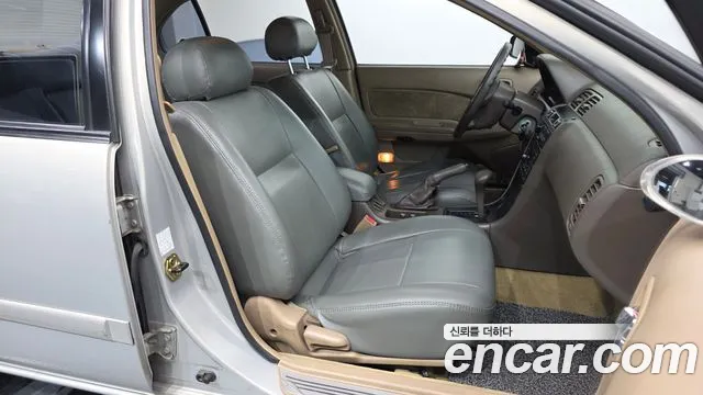 Renault-KoreaSamsung SM5 2001 thumb 11
