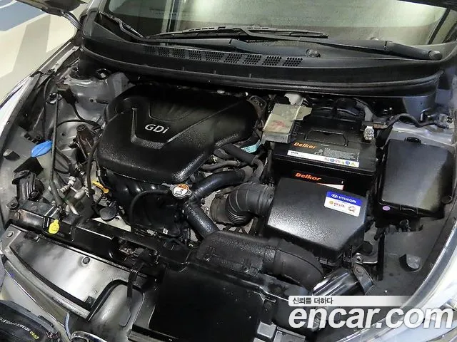 Hyundai Avante 2014 thumb 5
