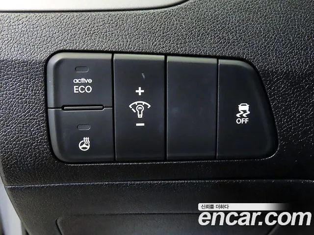 Hyundai Avante 2014 thumb 7