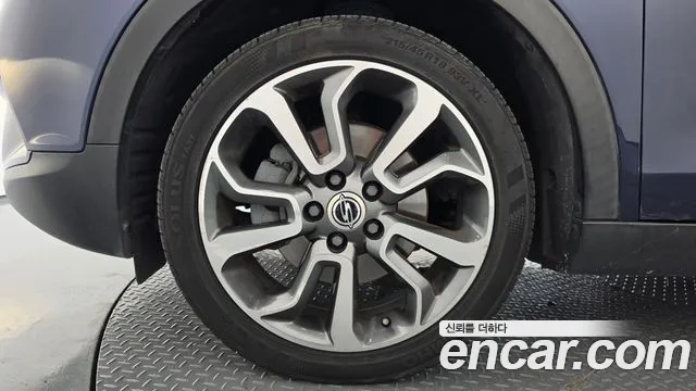 KG_Mobility_Ssangyong TIBOLI 2015 thumb 5