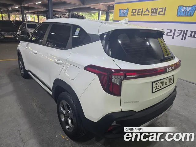 Kia Seltos 2024 thumb 7