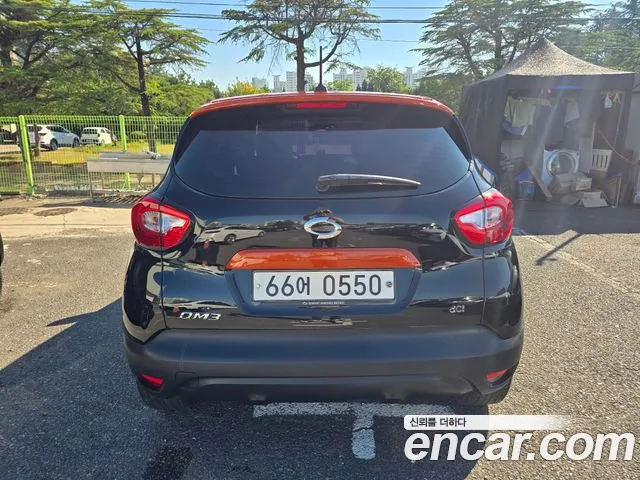 Renault-KoreaSamsung Captur 2016 thumb 4