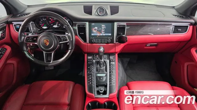 Porsche Macan 2016 thumb 7
