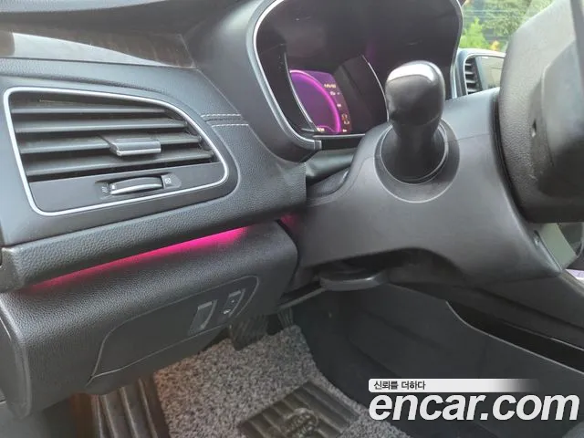 Renault-KoreaSamsung Megane 2016 thumb 9