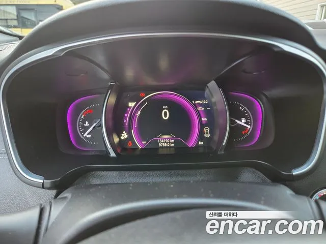 Renault-KoreaSamsung Megane 2016 thumb 10