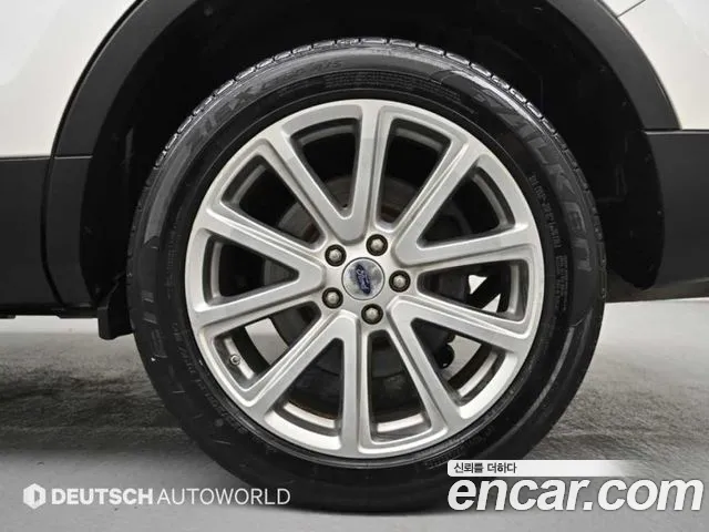Ford Explorer 2016 thumb 5