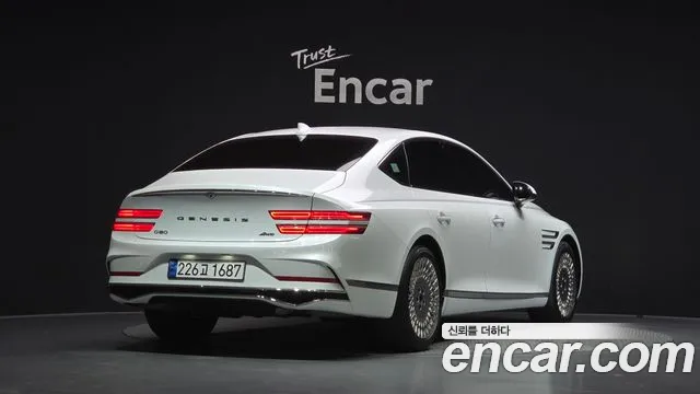 Genesis G80 2025 thumb 2