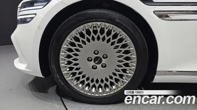 Genesis G80 2025 thumb 5