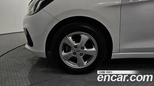 ChevroletGMDaewoo Spark 2017 thumb 5