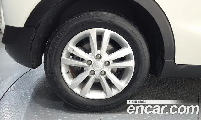 KG_Mobility_Ssangyong TIBOLI 2016 thumb 4