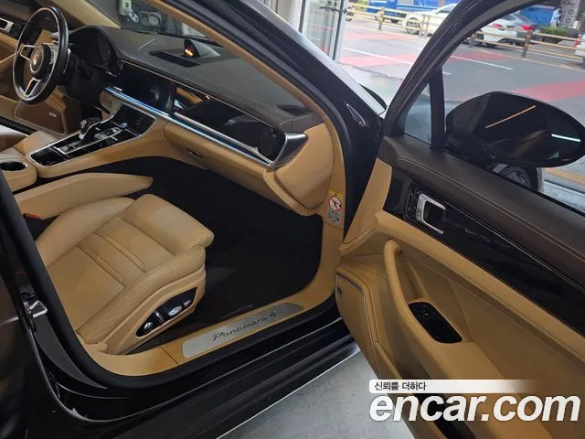 Porsche Panamera 2018 thumb 7