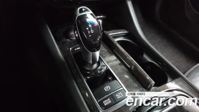 Kia K9 2015 thumb 9