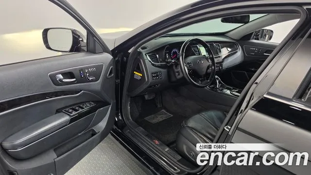 Kia K9 2015 thumb 10