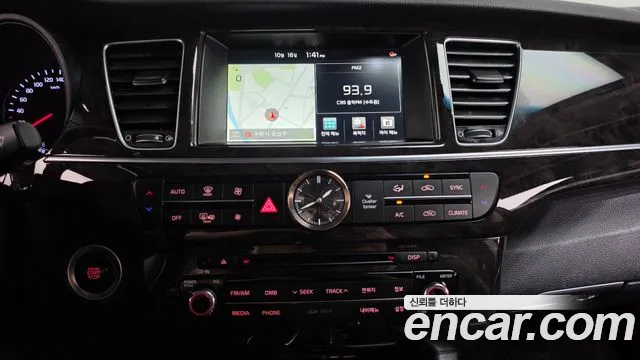 Kia K9 2015 thumb 12