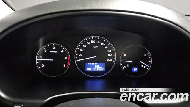 Hyundai Starex 2020 thumb 8