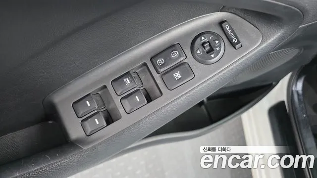 Kia K3 2013 thumb 11