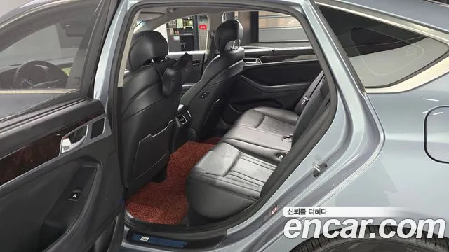 Hyundai Genesis 2015 thumb 11