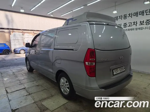 Hyundai Starex 2016 thumb 3