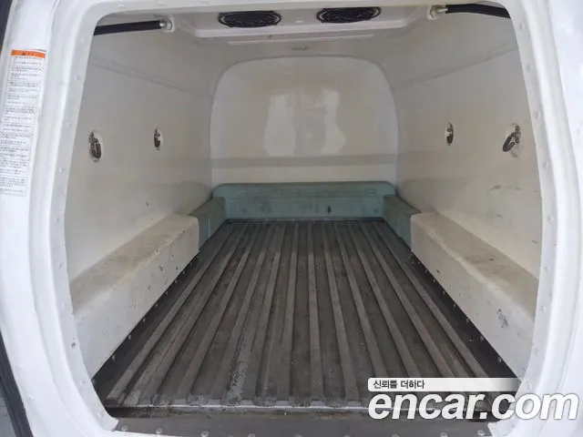 Hyundai Starex 2016 thumb 10
