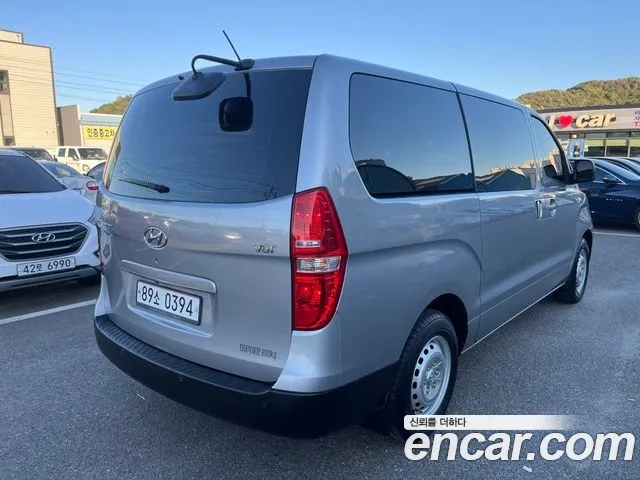 Hyundai Starex 2019 thumb 4