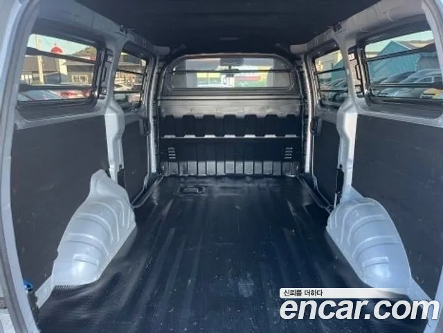 Hyundai Starex 2019 thumb 8