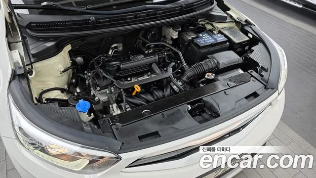 Kia Stonic 2018 thumb 6