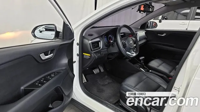 Kia Stonic 2018 thumb 10