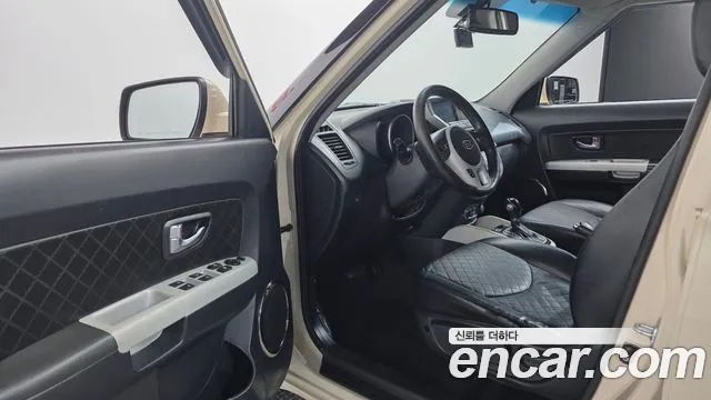 Kia Soul 2011 thumb 10