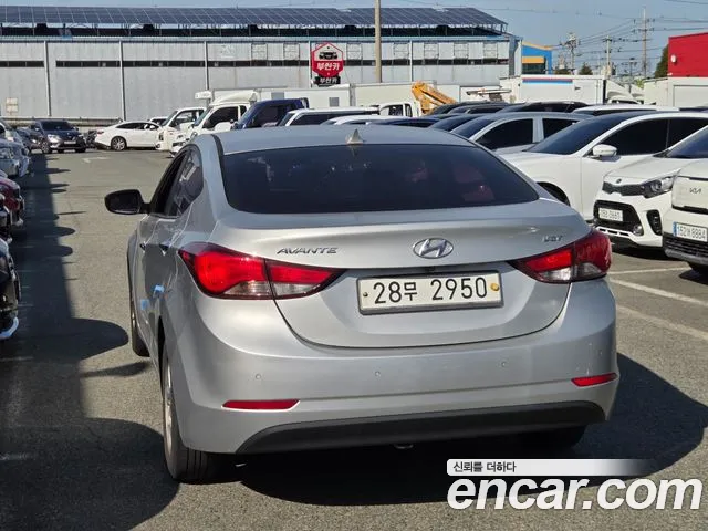 Hyundai Avante 2015 thumb 4