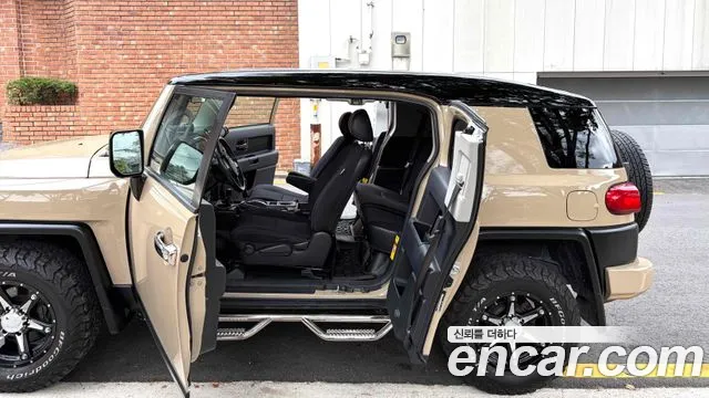Toyota FJ Cruiser 2007 thumb 10