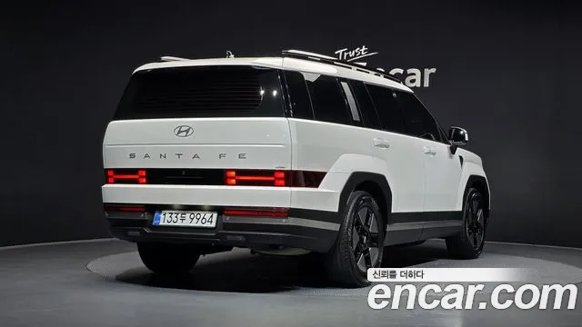 Hyundai Santa Fe 2023 thumb 2