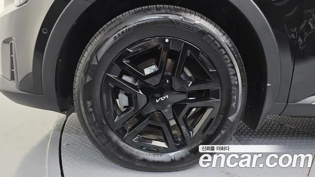 Kia Sorento 2024 thumb 5