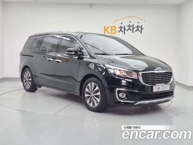 Kia Carnival 2016 thumb 2