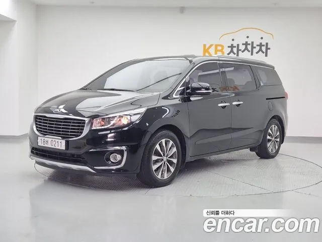 Kia Carnival 2016 thumb 11