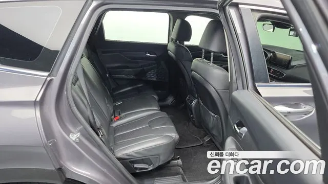 Hyundai Santa Fe 2022 thumb 12