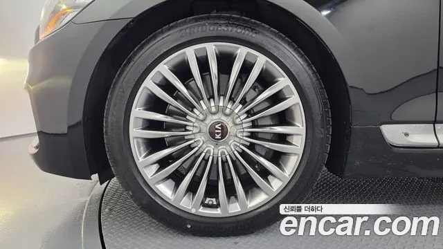 Kia K9 2019 thumb 5
