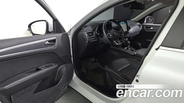 Renault-KoreaSamsung Arkana 2020 thumb 10