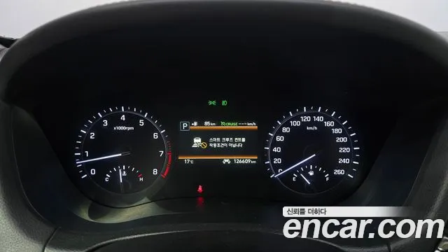 Genesis G80 2017 thumb 8